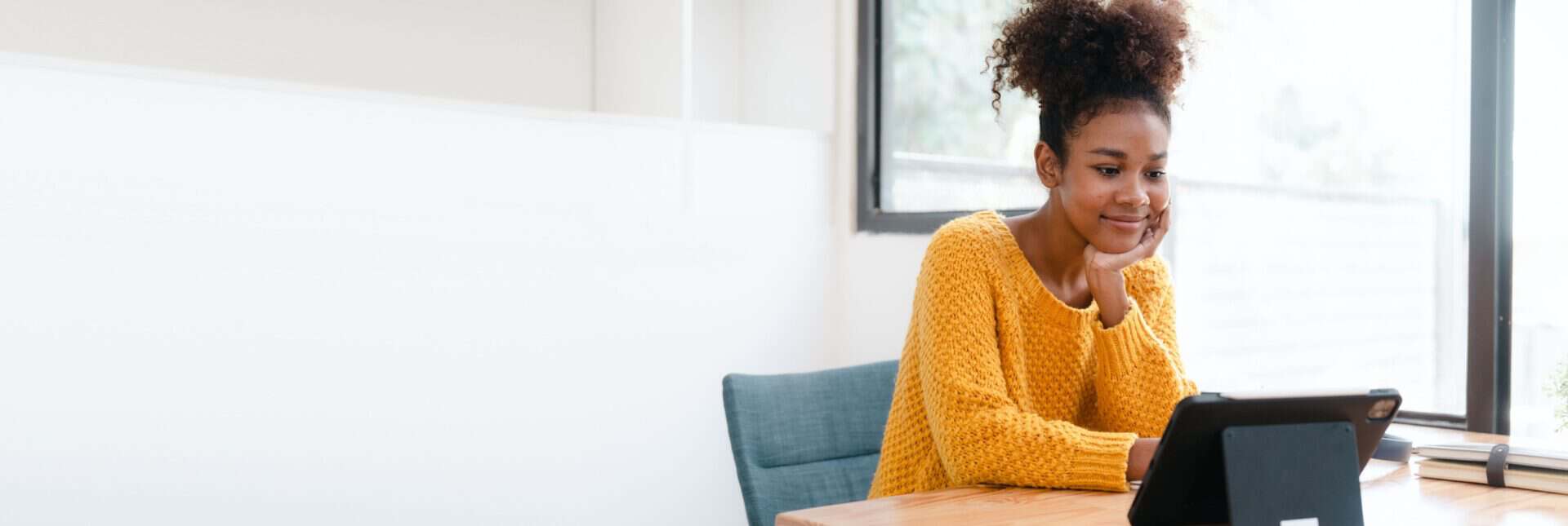 Girl learning on a laptop